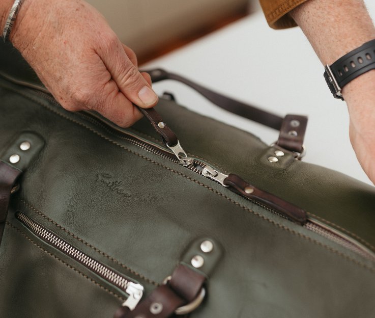 Weekend leather duffel bag