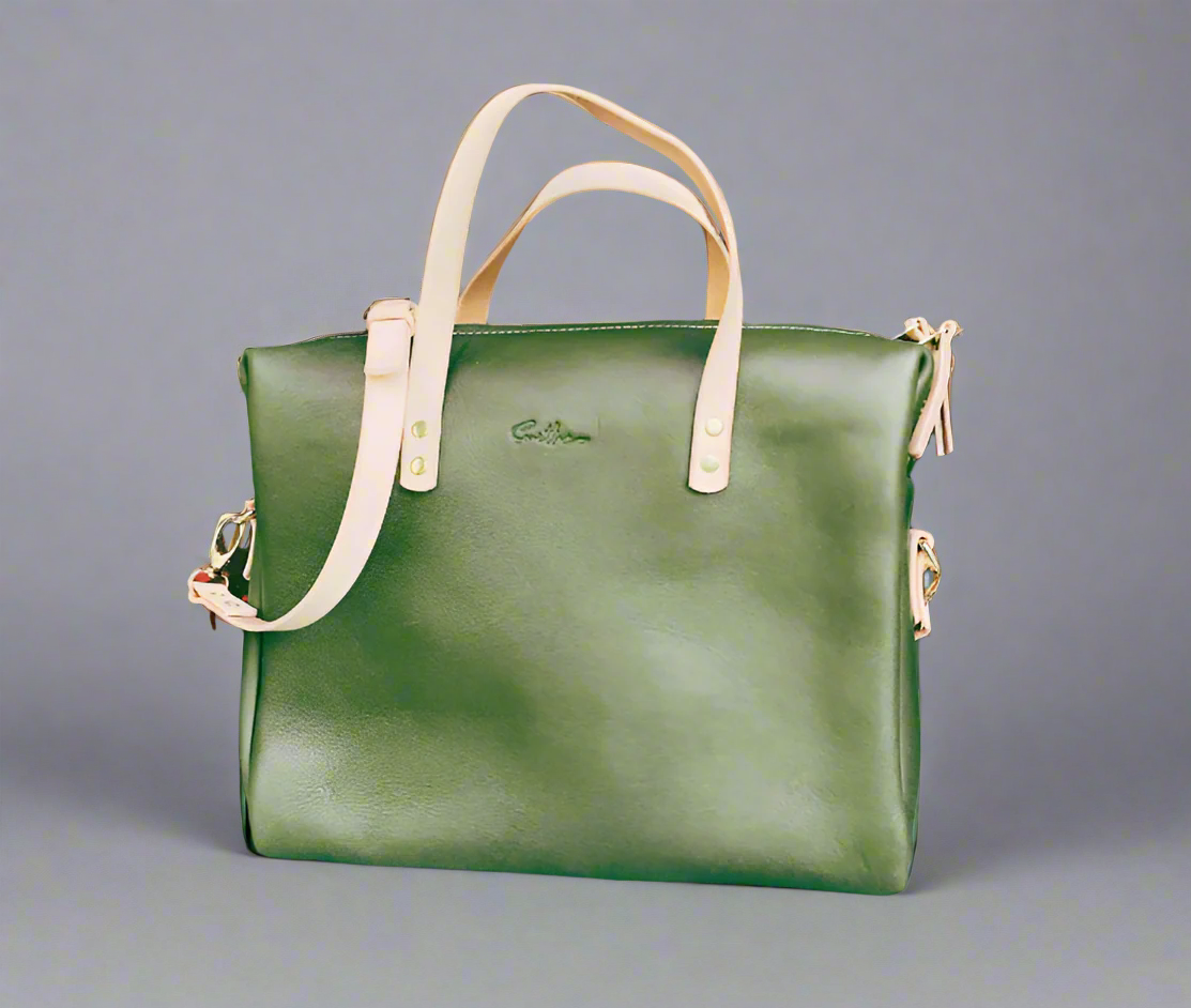 Compact forest green coloured leather laptop bag with shoulder strap and zip closure – Cape Town craftsmanship
for professionals, handmade in Cape Town