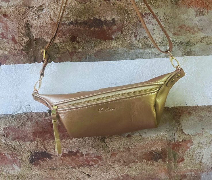 Moonsling / crossbody bag