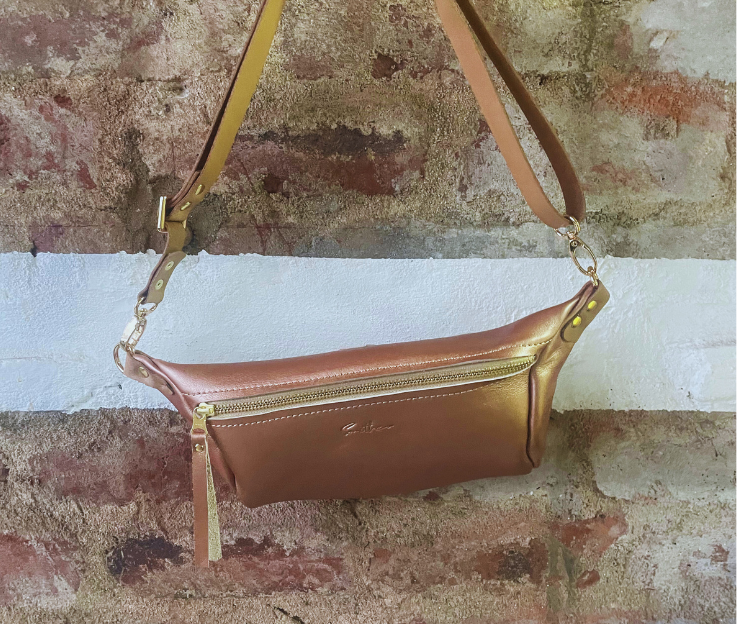 Moonsling / crossbody bag