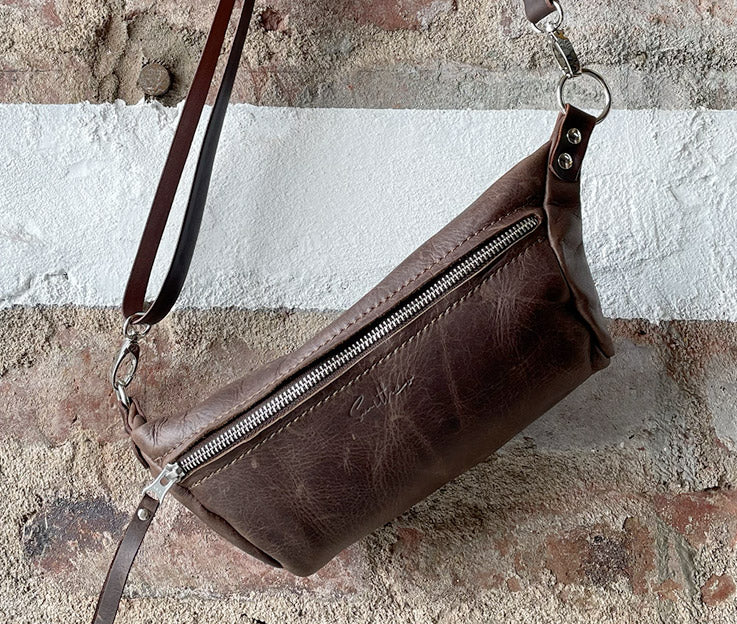 Moonsling / crossbody bag