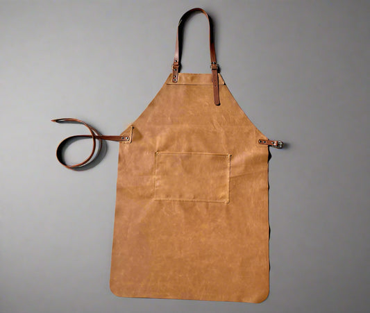 Full grain leather apron with adjustable straps – handcrafted for makers and creatives in Cape Town