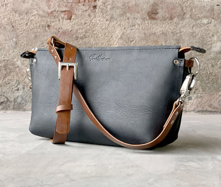 Crossbody handbag