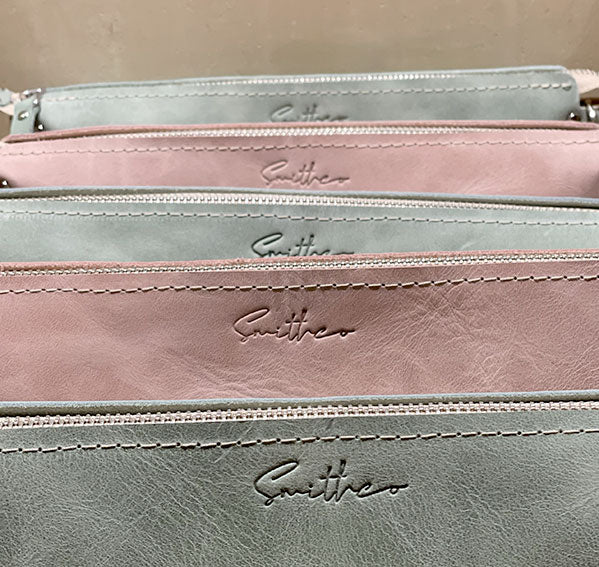 Crossbody handbag