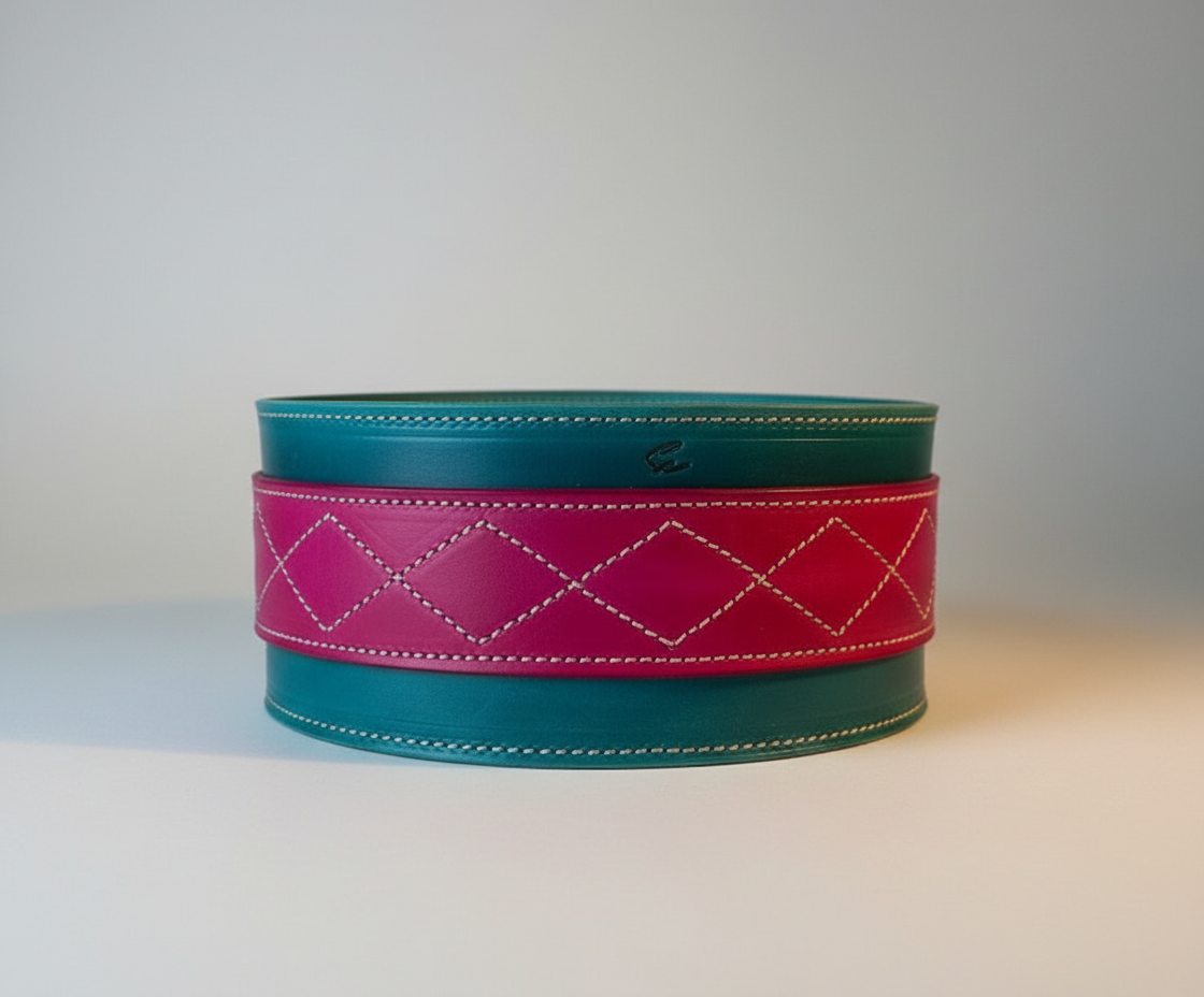 Custom weightlifting belt